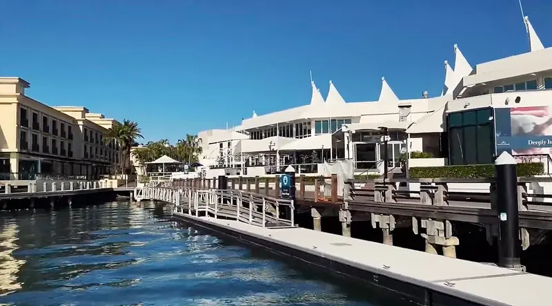 Marina Mirage