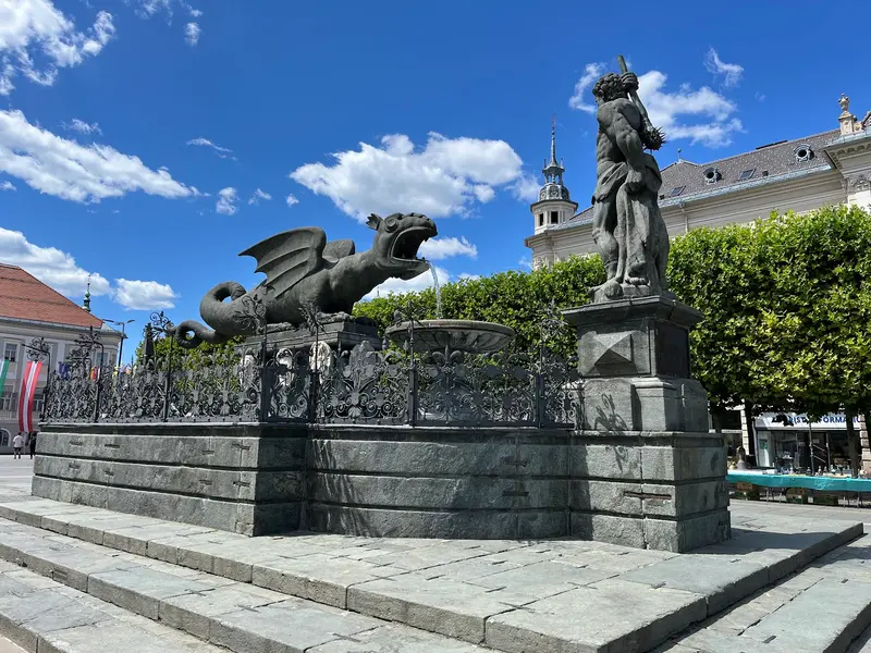 Lindwurmbrunnen