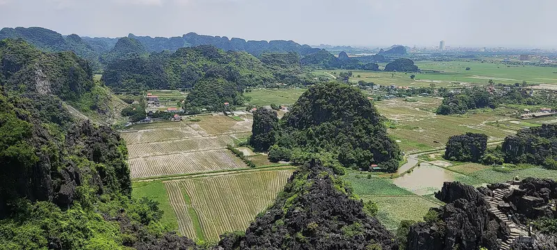 Hang Múa