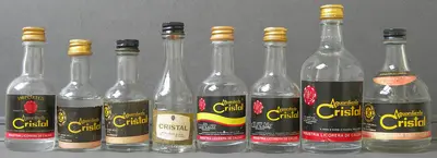 Aguardiente Cristal und Tinto