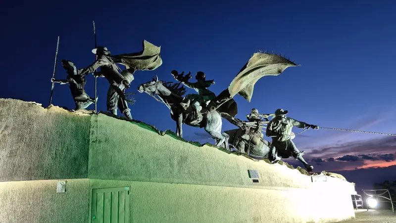 Monumento a Los Colonizadores