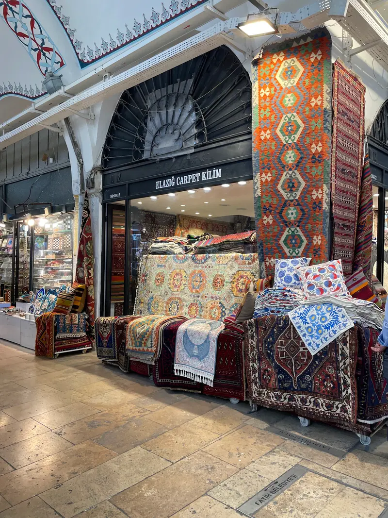 Grand Bazaar (Kapalıçarşı)