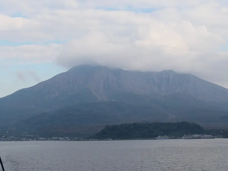Kyushu – Vulkane, Thermen und Burgen