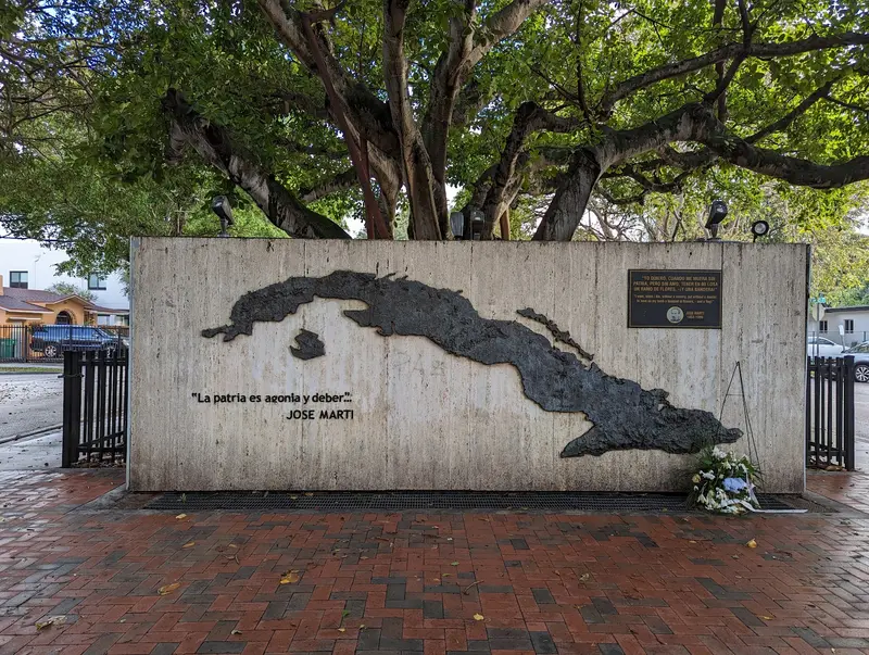 Cuban Memorial Boulevard