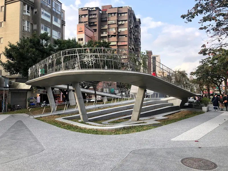 Xinzhongshan Linear Park