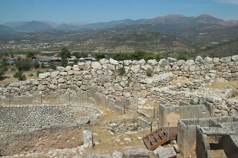 Grave Circle A