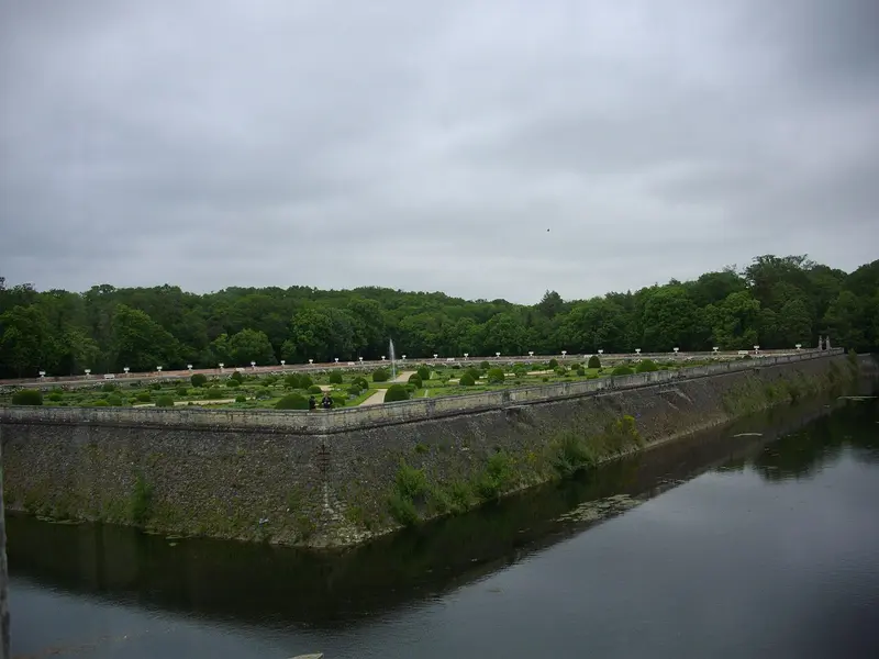 The Gardens of Diane de Poitiers and Catherine de' Medici