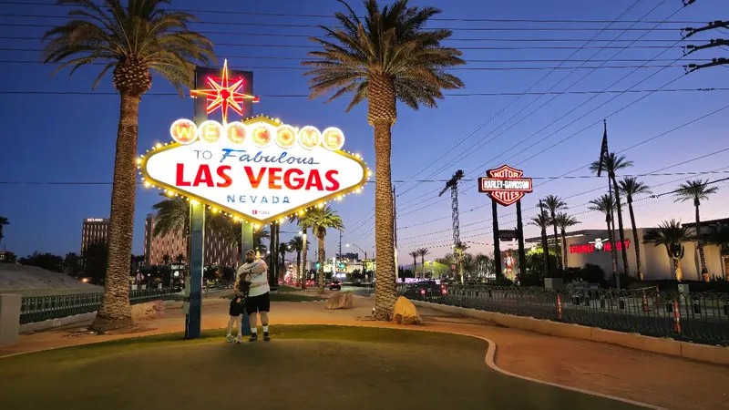 Welcome to Fabulous Las Vegas Sign