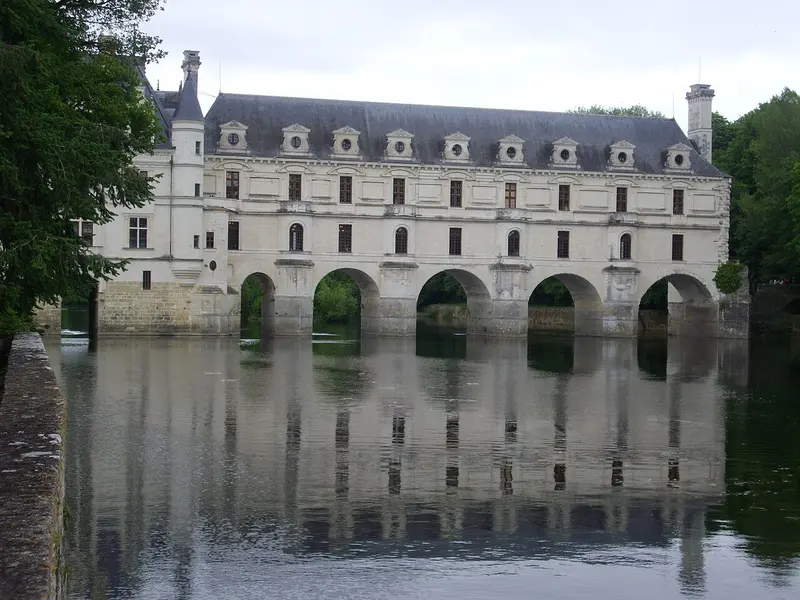 The Gallery over the Cher