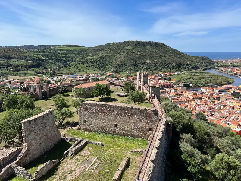 Malaspina Castle (Serravalle Castle)