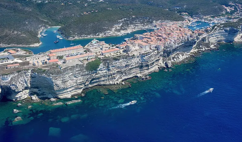 Vue panoramique sur Bonifacio