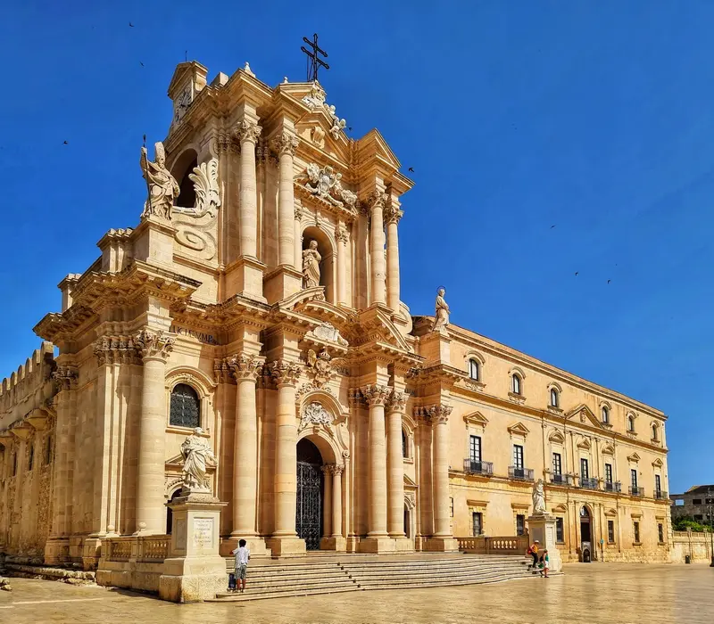 Dom of Syracuse