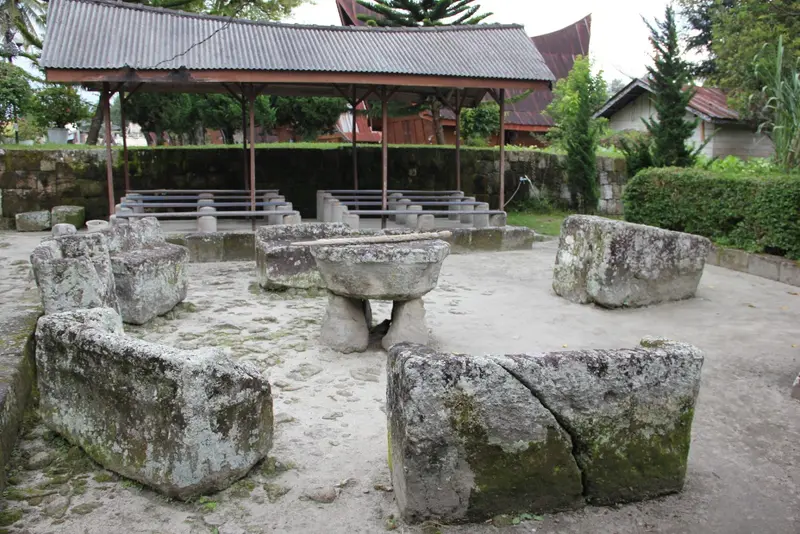 Steinstühle von Siallagan