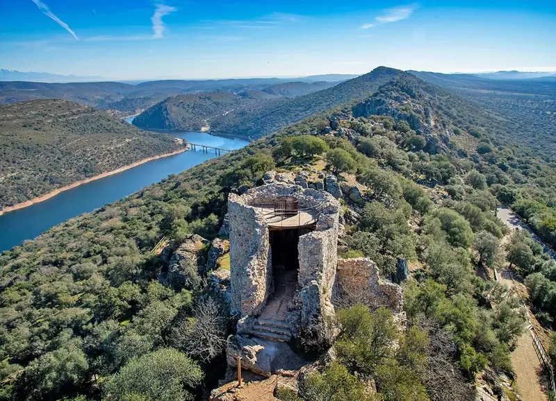 Castillo de Monfragüe