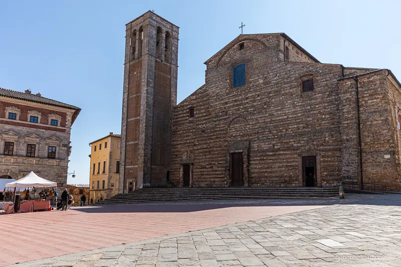 Piazza Grande und Dom