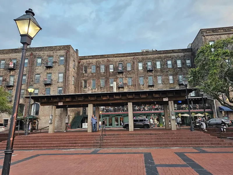 Rousakis Riverfront Plaza