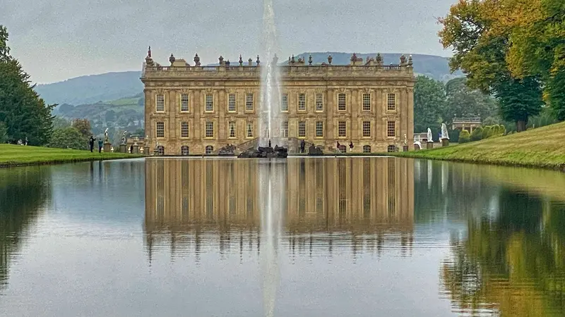 Emperor Fountain and Canal Pond