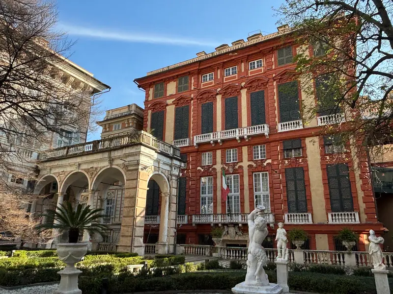 Via Garibaldi and Palazzo Rosso