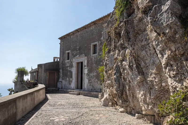 Madonna della Rocca