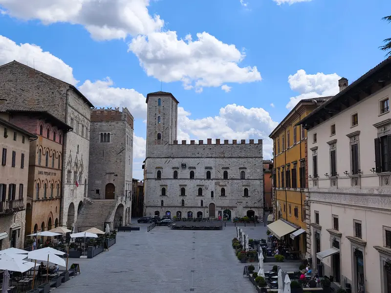 Piazza del Popolo, Todi