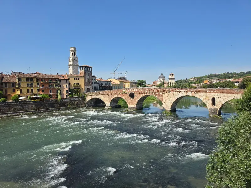 Ponte Pietra