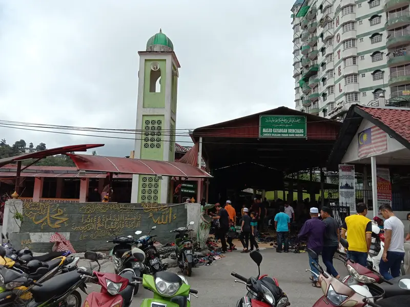 Kayangan Brinchang Mosque (Main Mosque)
