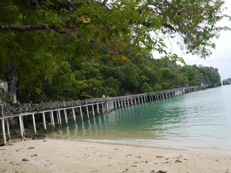 Gua Cerita