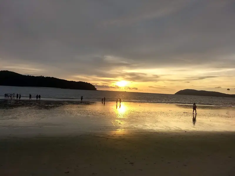 Pantai Tengah