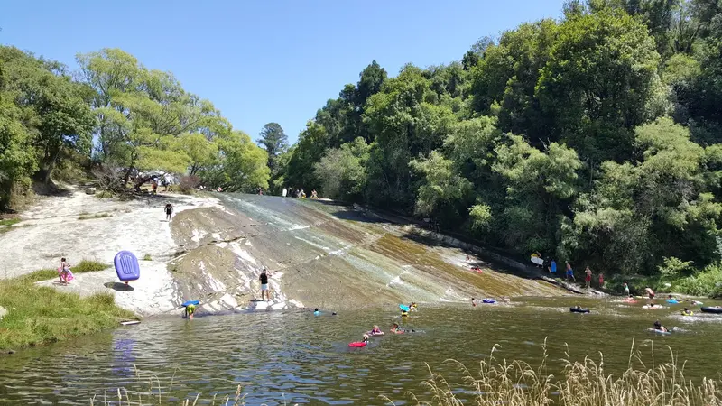 Rere Rockslides