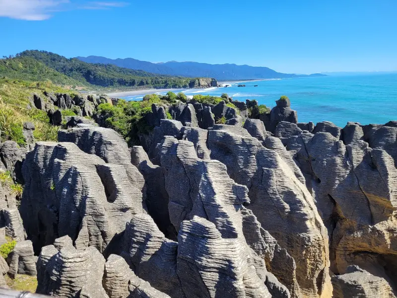 Pancake Rocks and Blowholes Track
