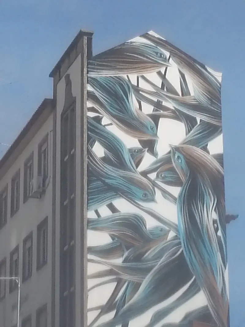 Urban Art: Swallows (andorinhas)