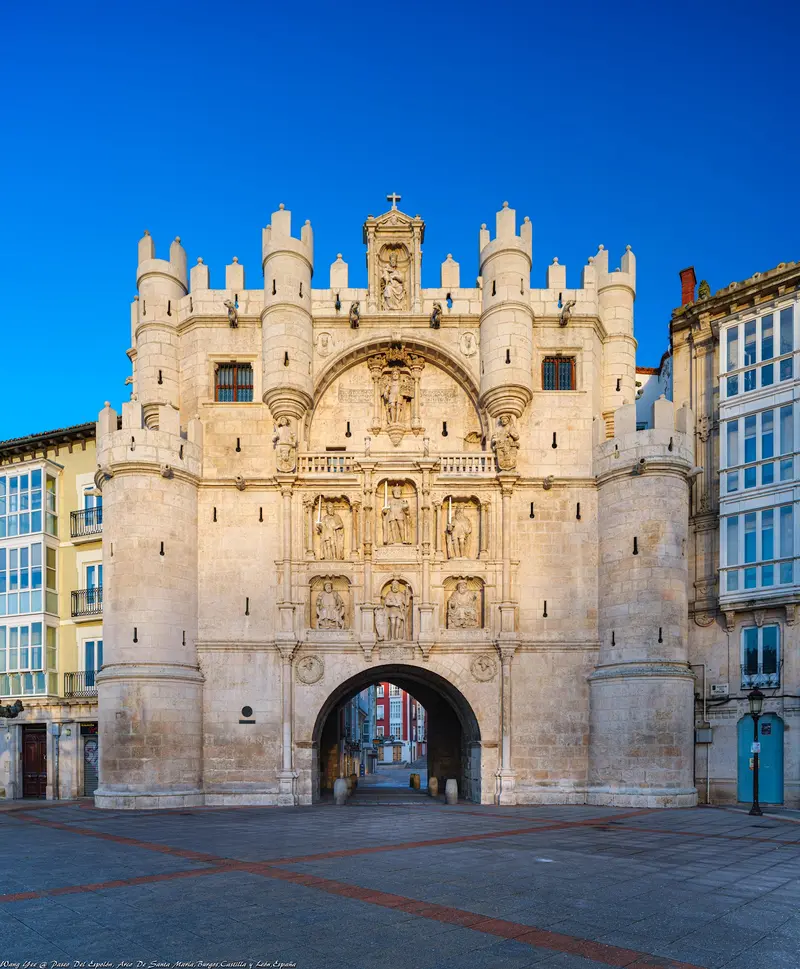 Arco de Santa María