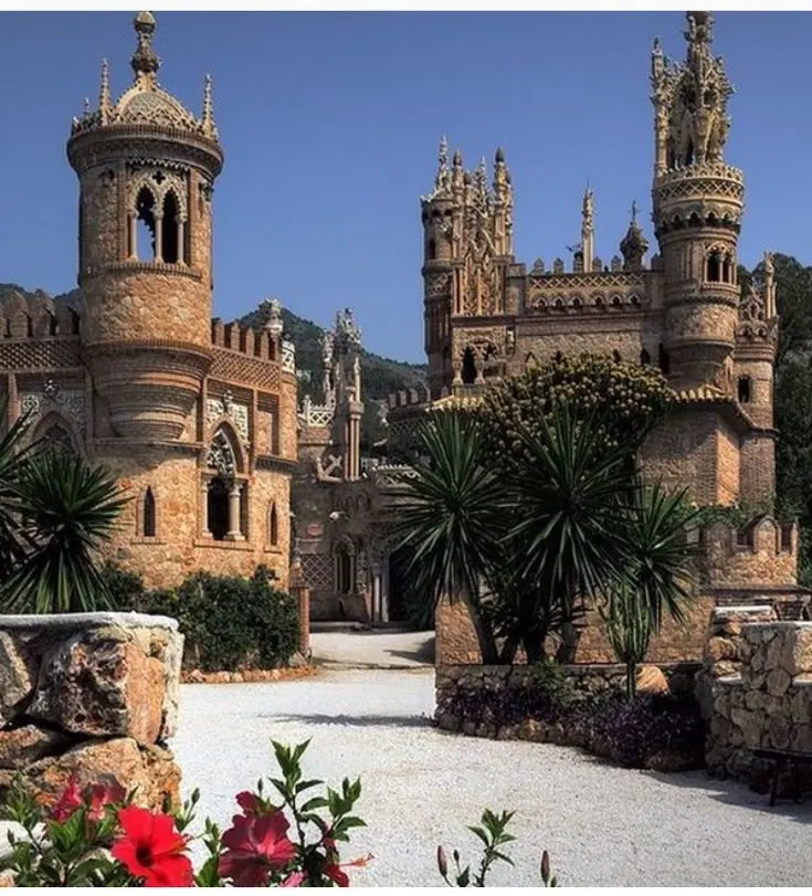 Castillo de Colomares