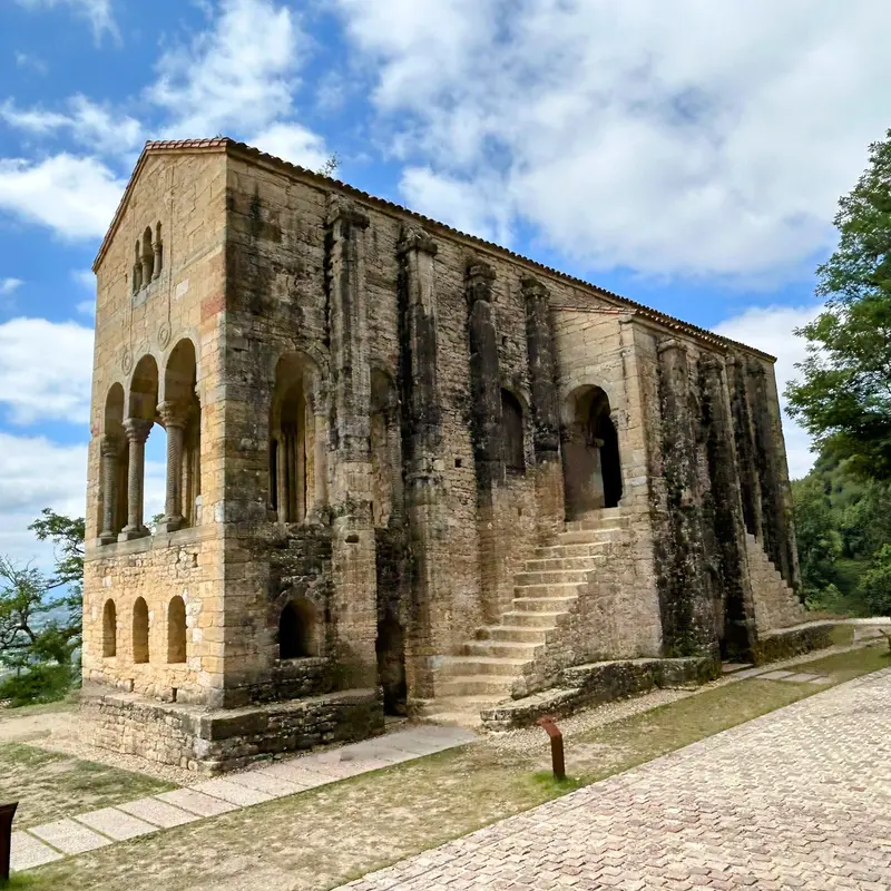 Santa María del Naranco