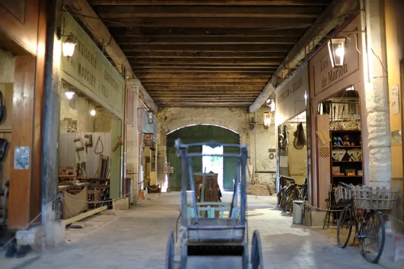 Musée de l'Éphèbe et d'archéologie sous-marine