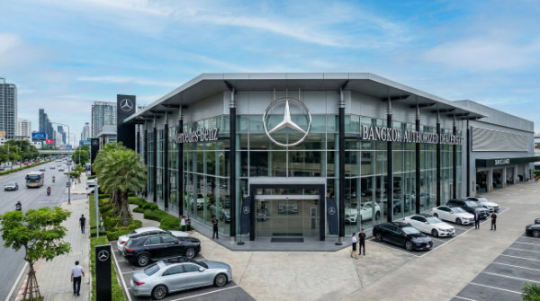 เครื่องกระจายกลิ่น HVAC Nano Scent ที่ Mercedes-Benz