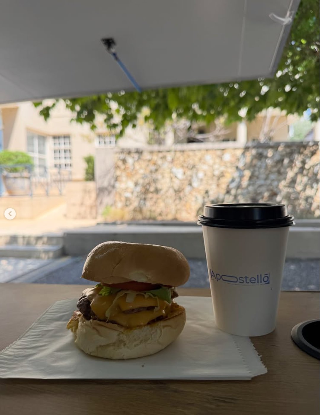 Apostellō Café - Photo 2