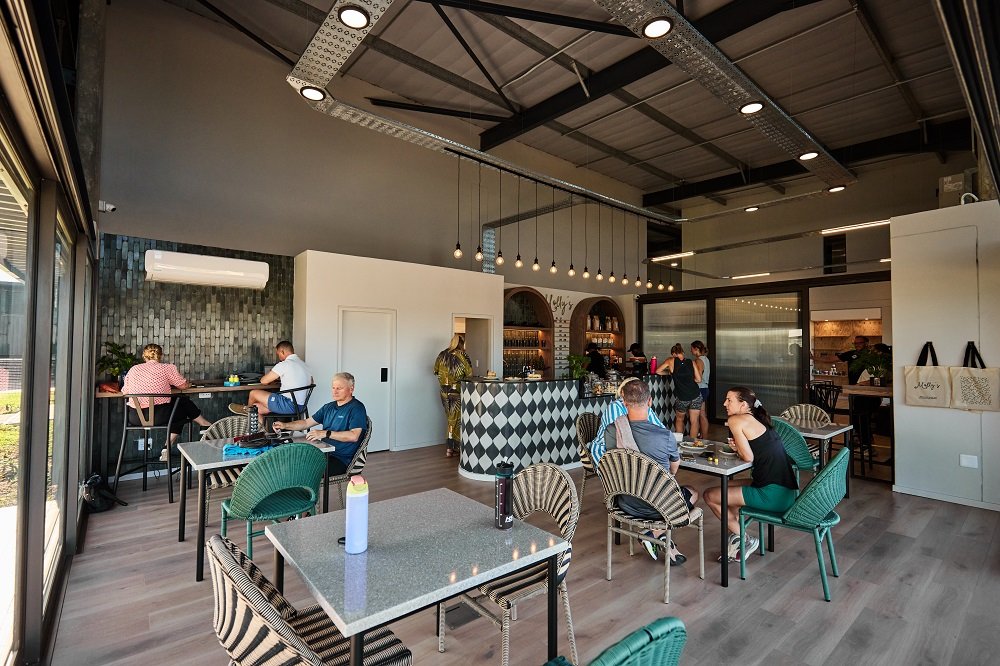 Molly's Cafe - Photo 5