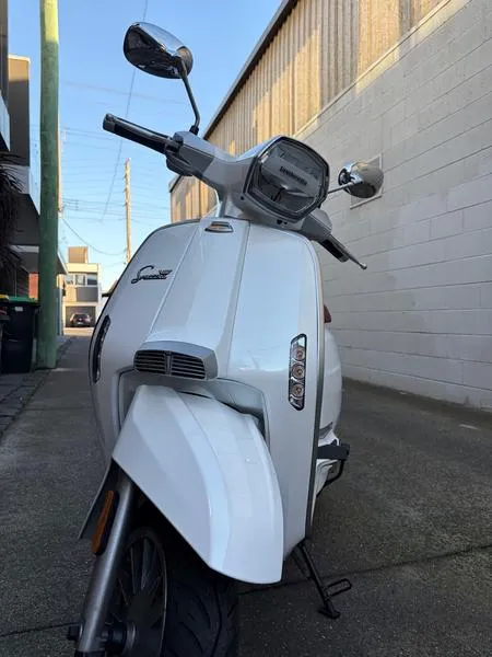 [판매] 2024 Lambretta 람브레타 V200 스페셜 169cc (준신차급)