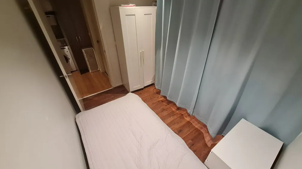 2인실 남쉐어생 1명구합니다