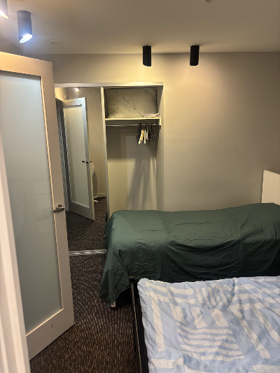 Room for share in the city available short/long 