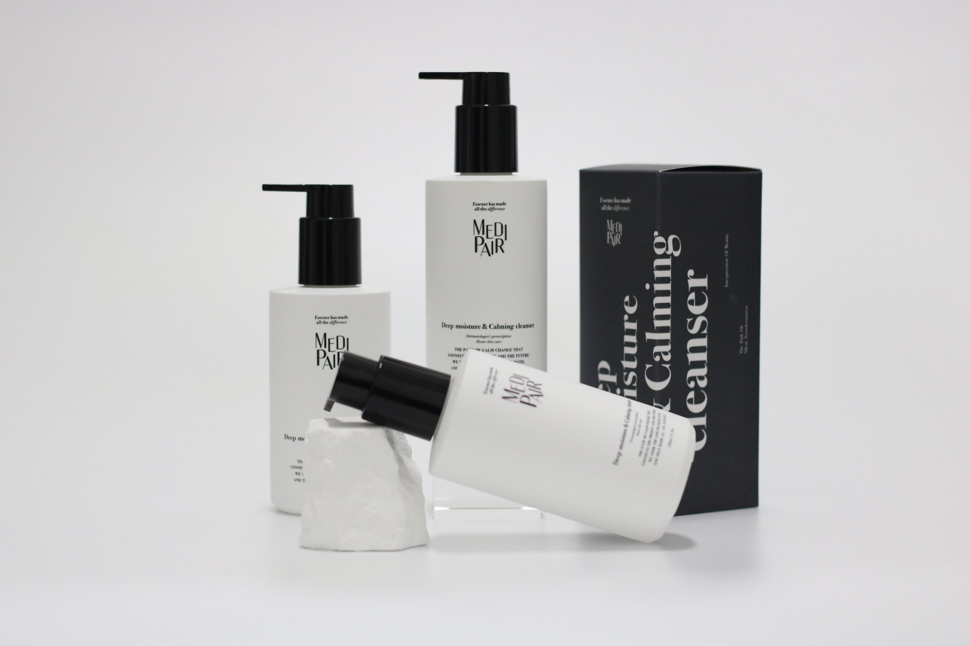 MEDIPAIR Deep Moisture & Calming Cleanser photo 2