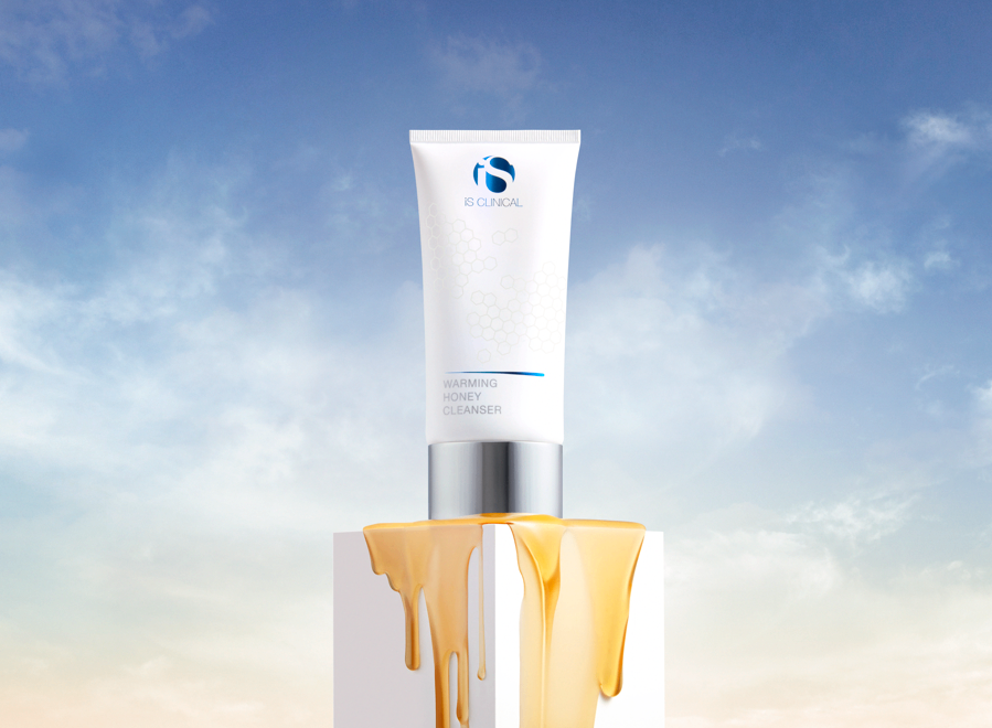 iS Clinical Warming Honey Cleanser