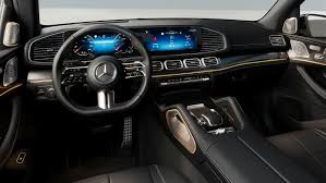 Interior of a premium Mercedes S-Class for daily Chișinău–Kyiv transfer service