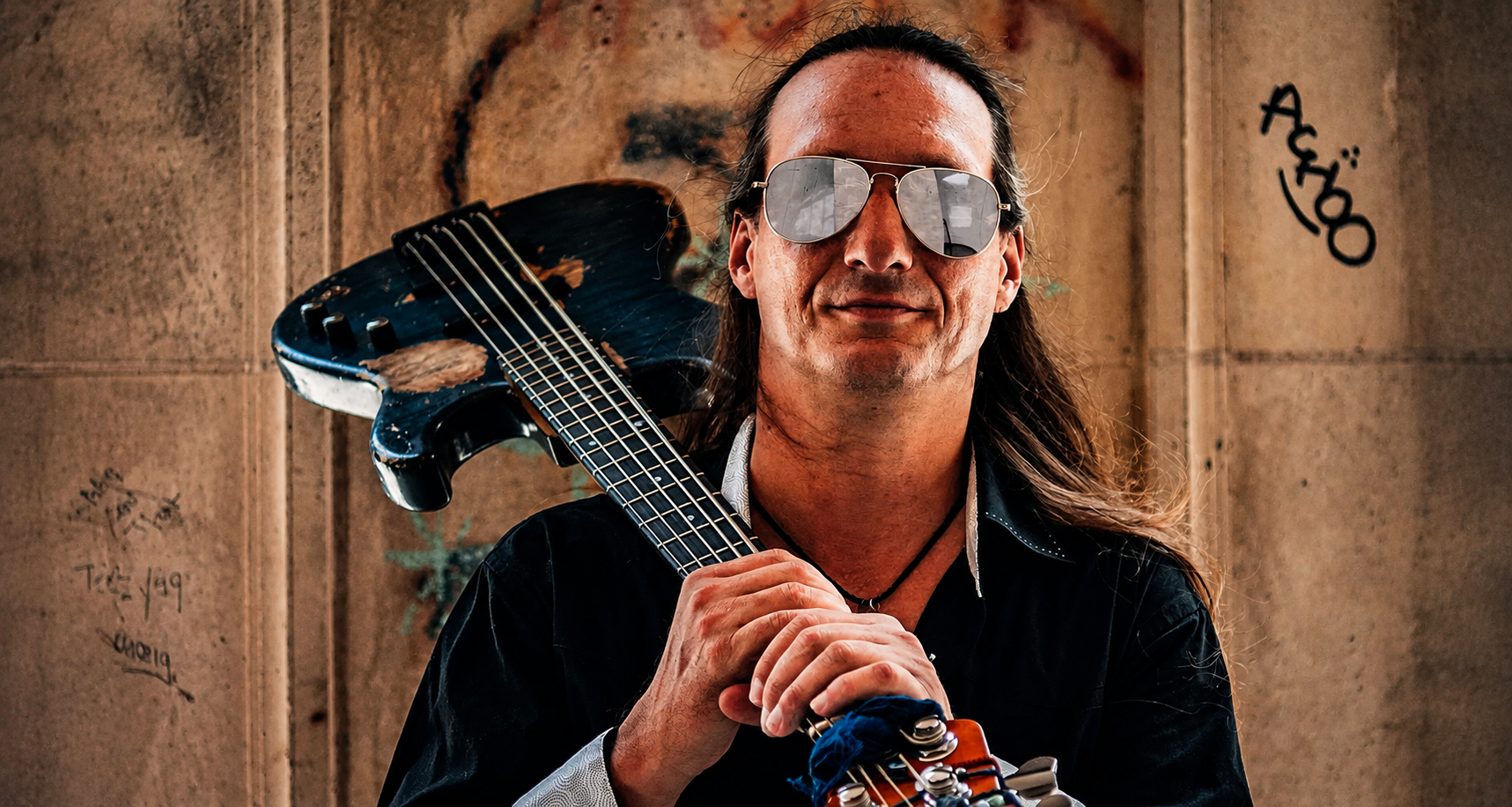 Blue Basso: An Interview with Charlie Wooton