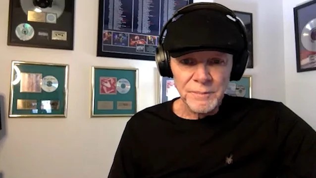 GREAT WHITE's MARK KENDALL Opens Up About His Stage Four Kidney Cancer Diagnosis: I Was Peeing 'Actual Blood'
