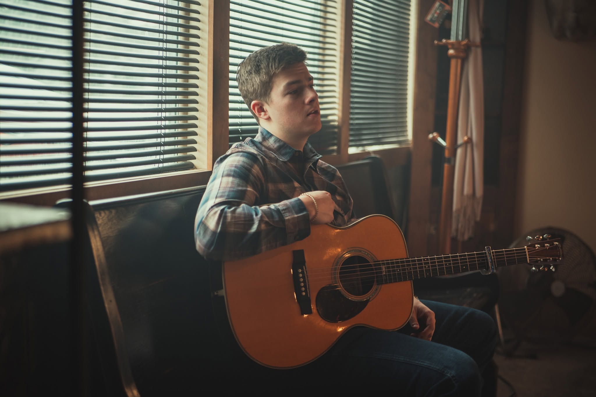 From Actor to Songwriter: Jet Jurgensmeyer Is Writing His Own Chapter in Nashville’s Next Generation of Country