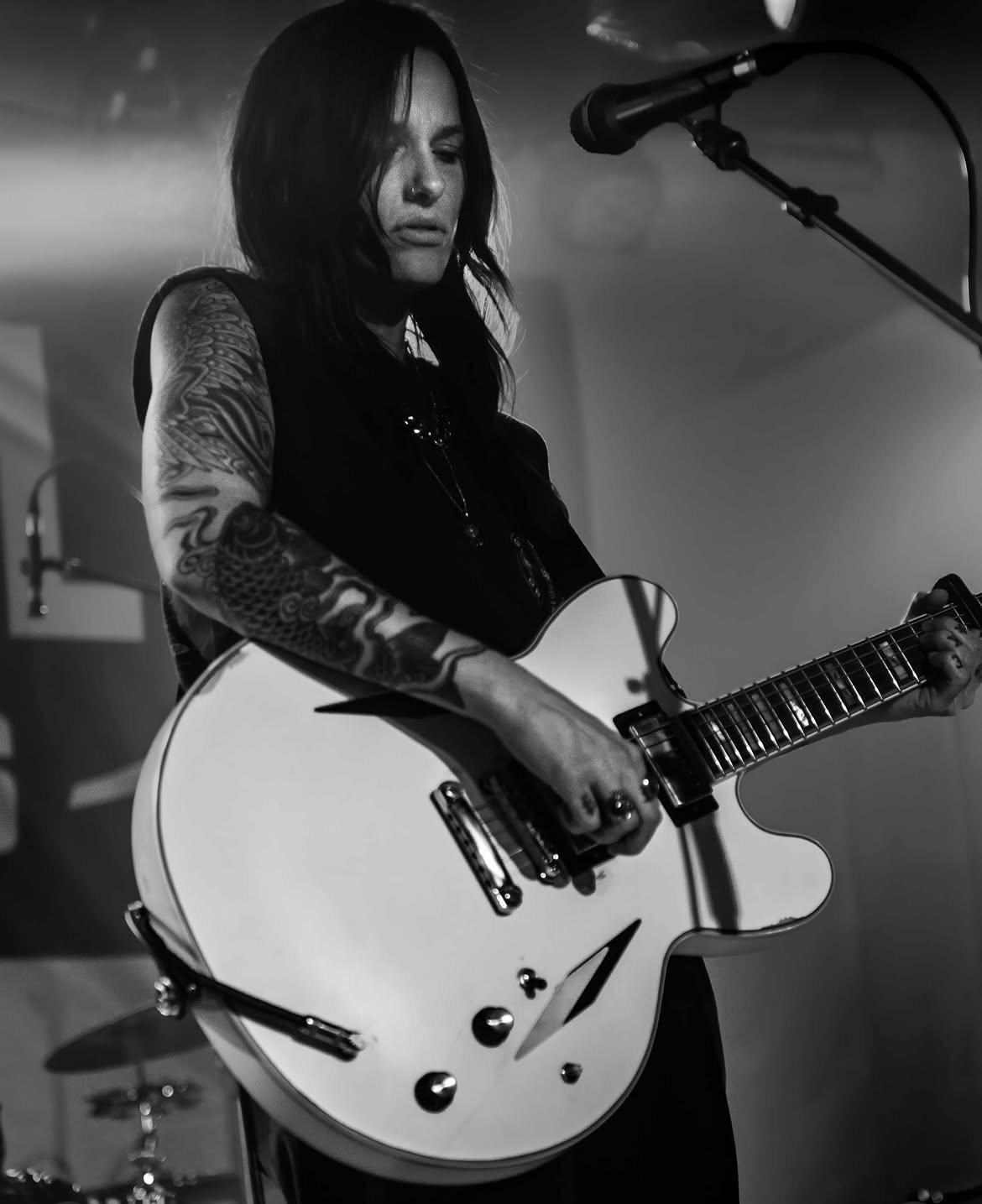 Making the Guitar Speak