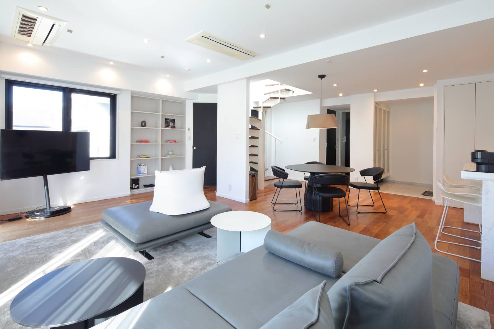 The Yu Minami Aoyama 302