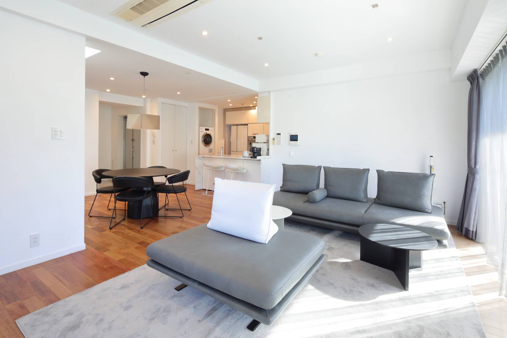 The Yu Minami Aoyama 302